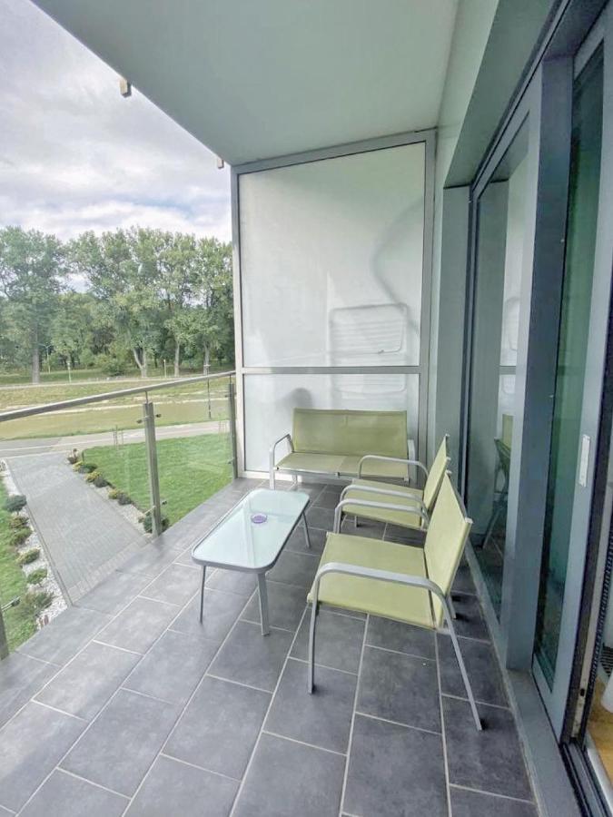 Capital Towers - Apartament Pop-Art Z Widokiem Na Rzeke Rzeszów Exteriör bild